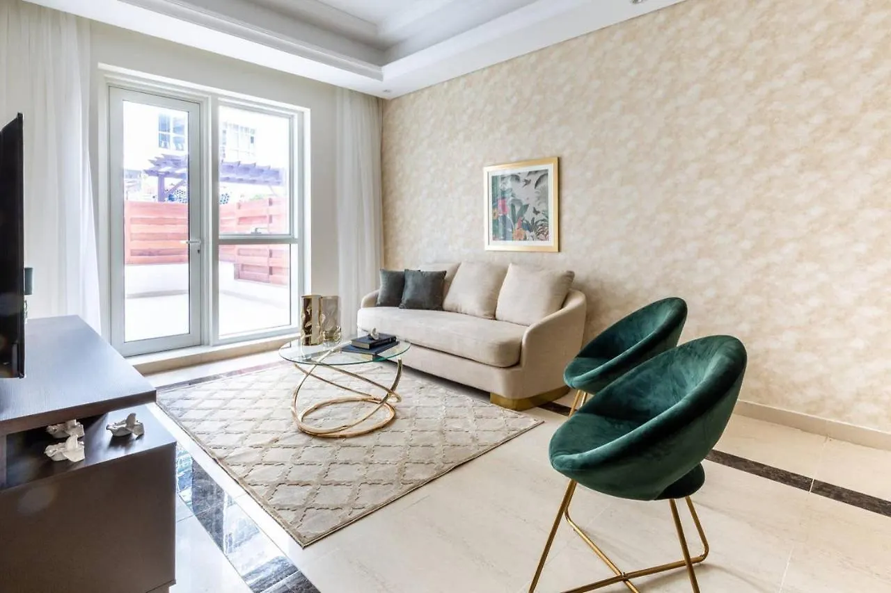 Frank Porter - Mon Reve Apartment Dubai